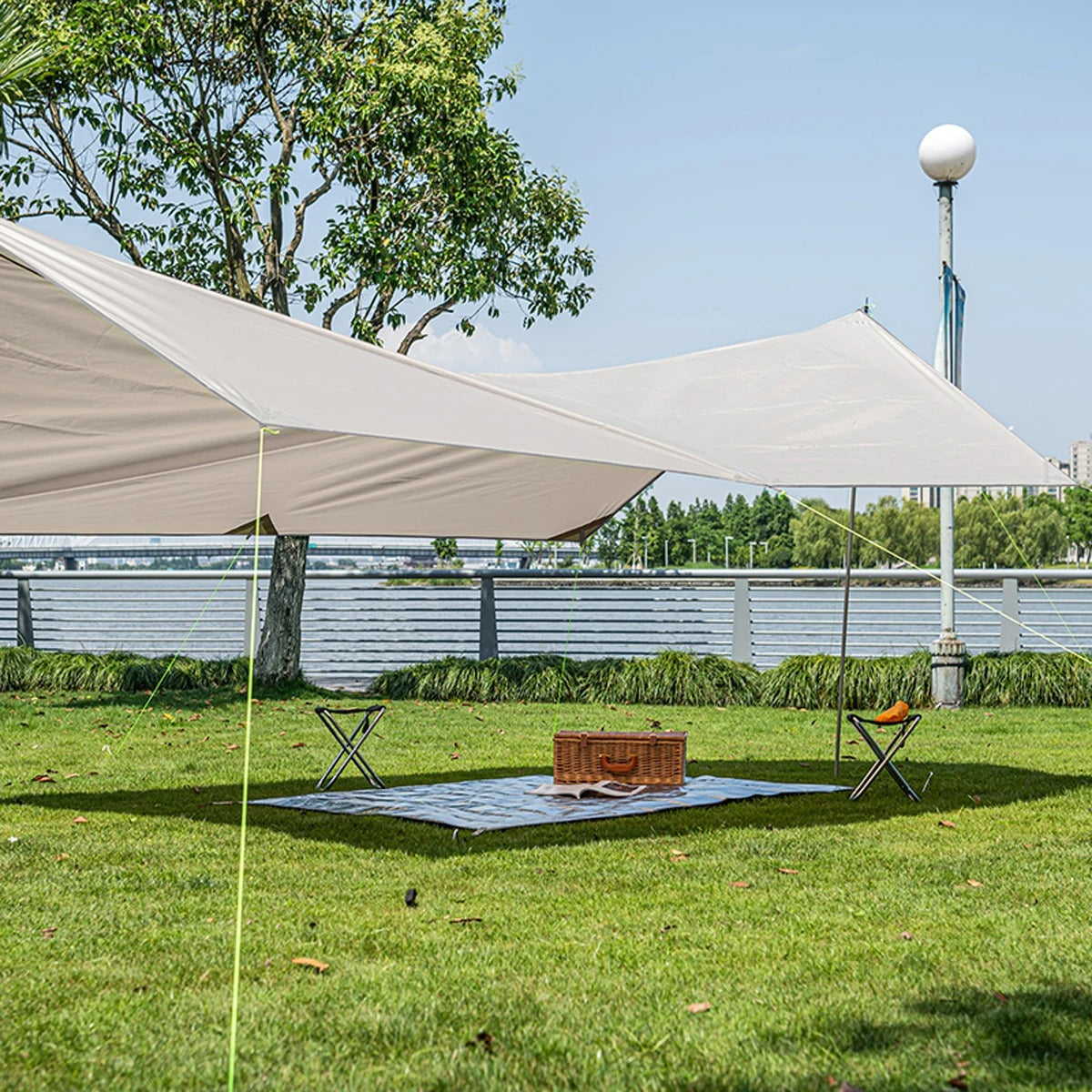 Naturehike Camping XL Tent Mat PE Aluminium Foil Waterproof Folding Floor Mat