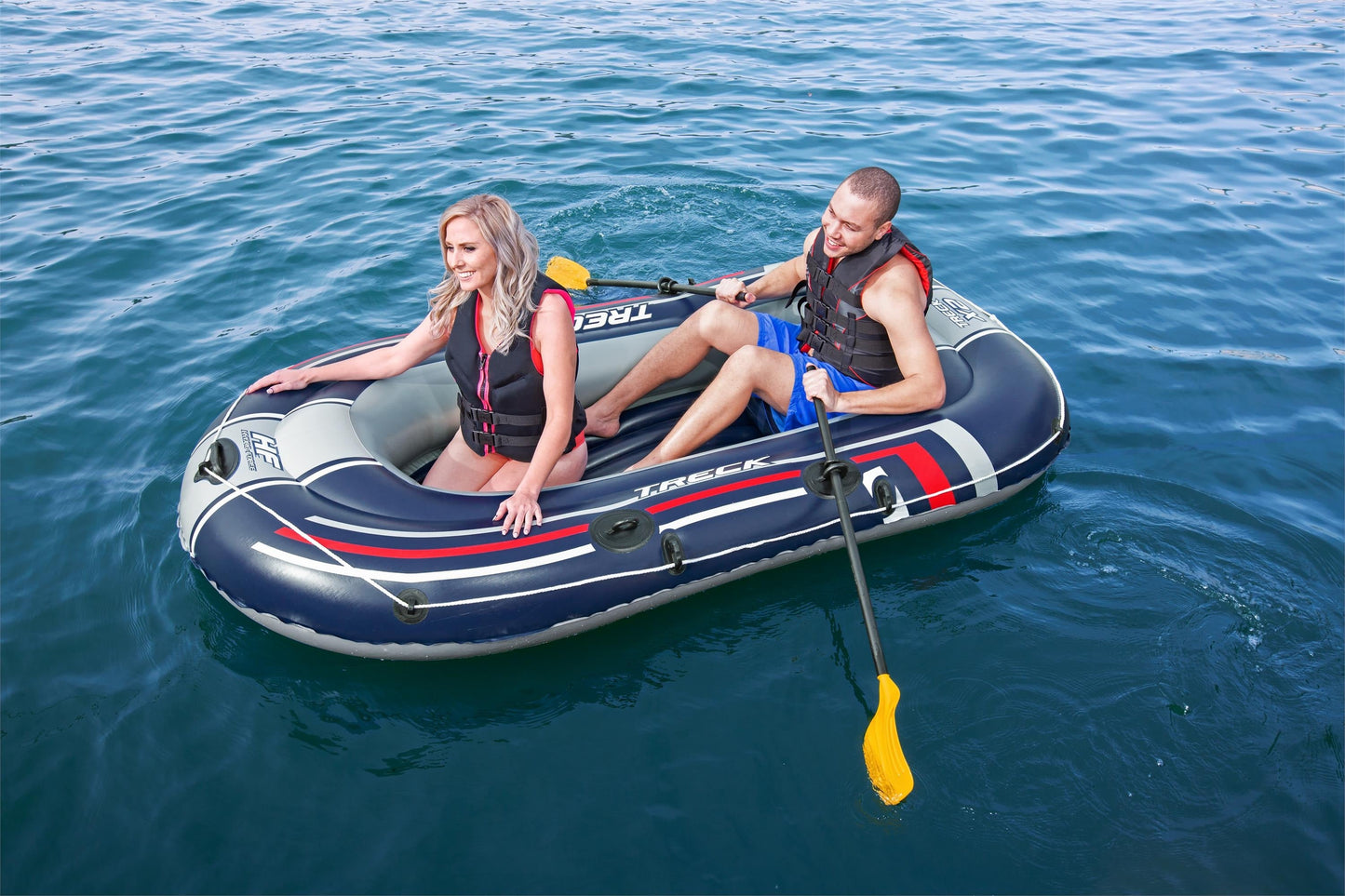 Bestway Inflatable Rafting Boat Set for 2+1